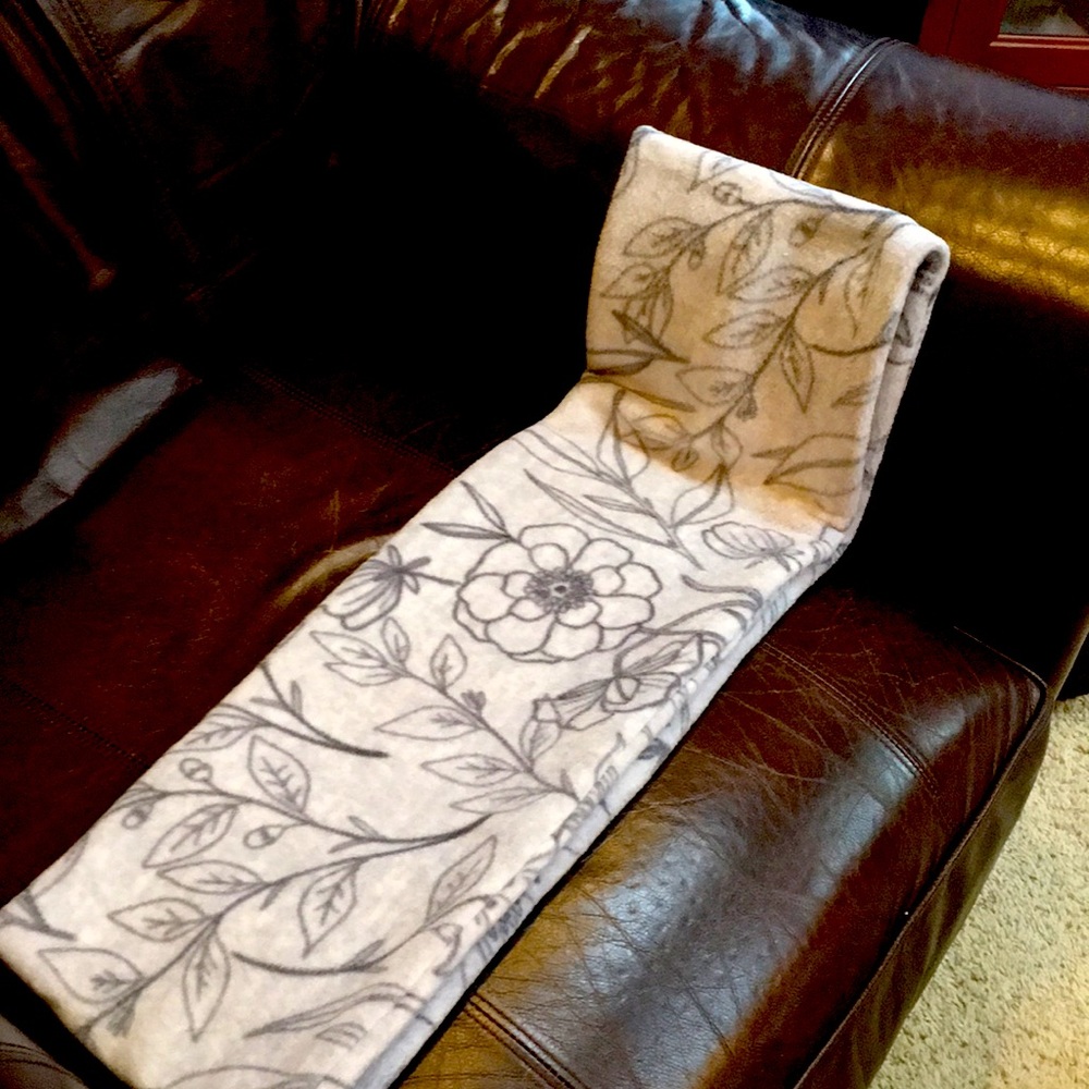Infinity scarf